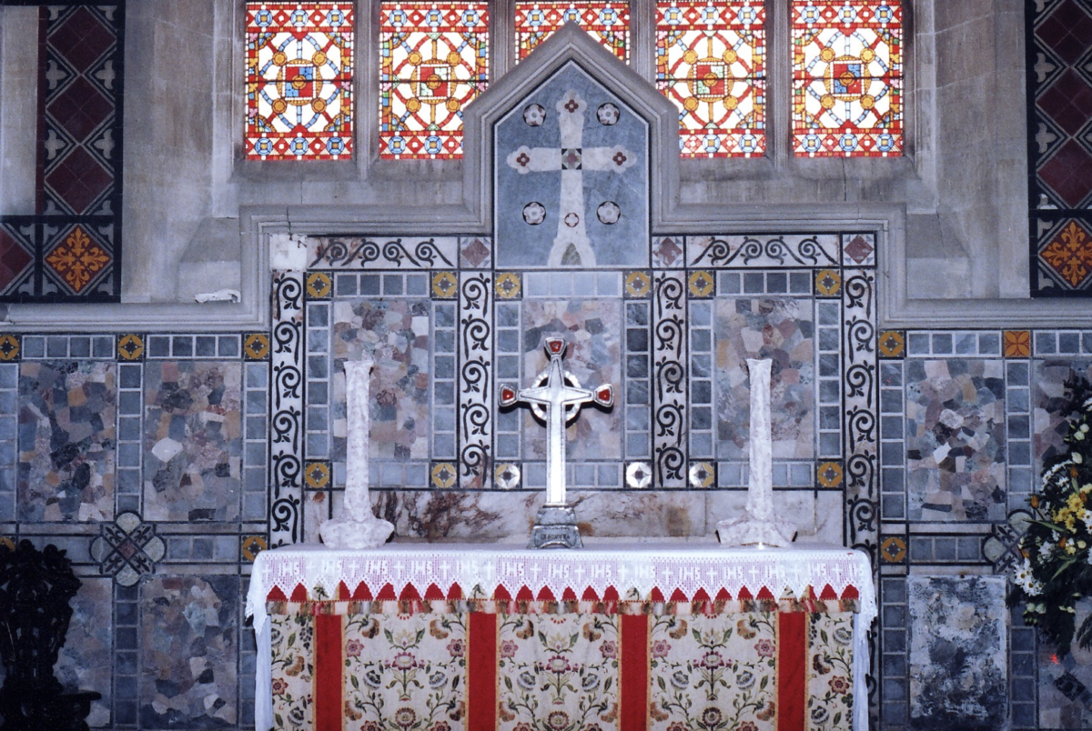 Gt Waldingfield altar featuringmarble fragments taken from Egypt